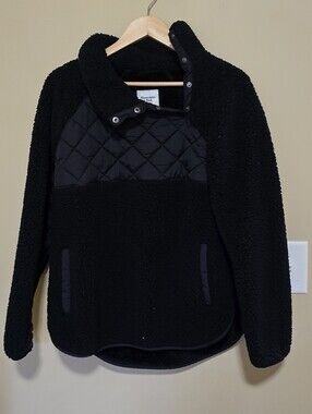 Abercrombie & Fitch Black Sherpa Quilted-Style Pullover